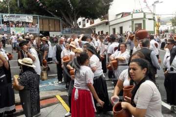 La 50Âª Traída del Agua, en imágenes (Foto TA)